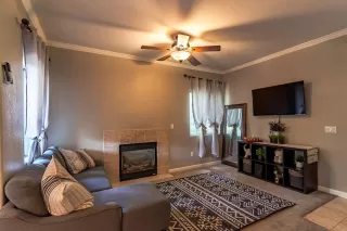 Photo #3: 20054202 Listing 