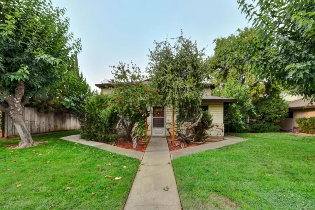 MLS: 20054234 Condo For Sale