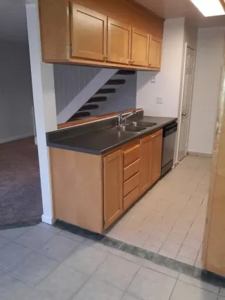 Photo #1: 20054427 Listing