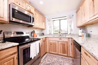 Photo #1: 20054432 Listing
