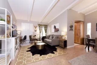 Photo #2: 20054432 Listing