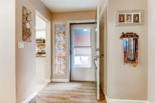 Photo #1: 20054539 Listing