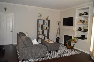 Photo #1: 20054584 Listing 