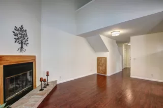 Photo #5: 20054887 Listing 