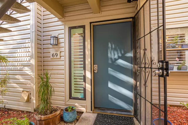 MLS: 20054891 Condo For Sale