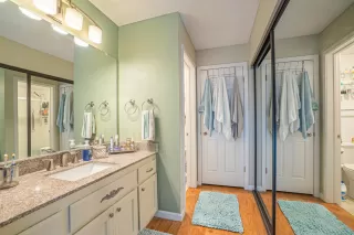 Photo #5: 20054891 Listing 