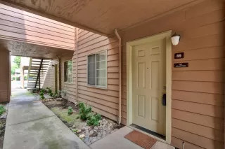 Photo #2: 20054952 Listing