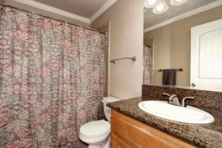 Photo #4: 20054952 Listing