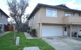 Photo #1: 20054991 Listing 