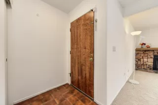 Photo #5: 20055233 Listing 