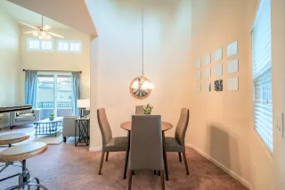 Photo #4: 20055368 Listing