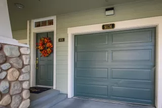 Photo #2: 20055533 Listing