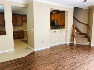 Photo #1: 20055664 Listing