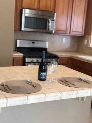 Photo #6: 20055664 Listing