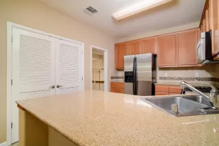 Photo #2: 20055670 Listing 