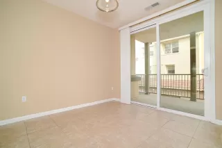Photo #4: 20055670 Listing 