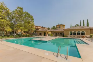 Photo #3: 20055849 Listing