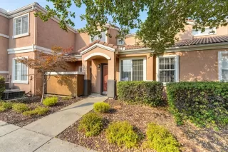 Photo #1: 20055874 Listing