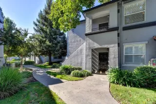 Photo #4: 20055931 Listing 