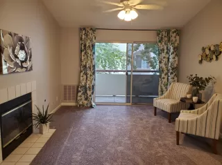 Photo #3: 20056085 Listing 