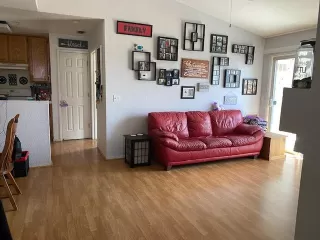 Photo #1: 20056269 Listing 