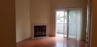 Photo #4: 20056371 Listing