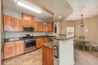 Photo #4: 20056497 Listing 