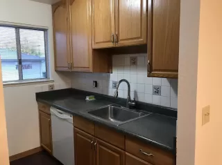 Photo #3: 20056573 Listing 