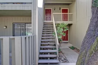 Photo #1: 20056635 Listing