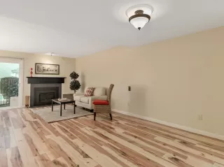 Photo #6: 20056697 Listing 