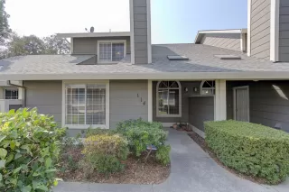 Photo #1: 20056982 Listing 