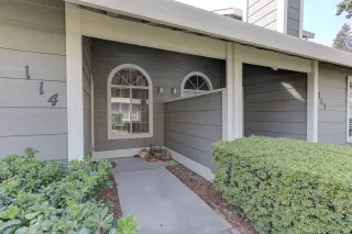 Photo #4: 20056982 Listing 