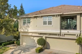 Photo #2: 20057006 Listing