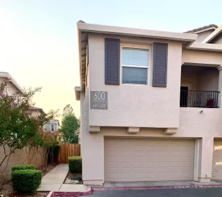 Photo #1: 20057027 Listing