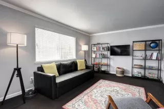 Photo #3: 20057174 Listing 