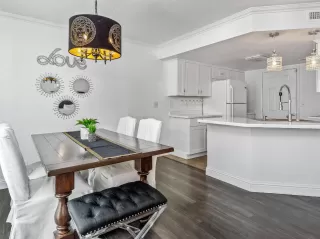 Photo #2: 20057200 Listing