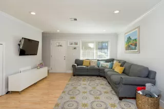 Photo #1: 20057474 Listing