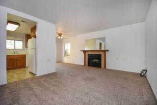 Photo #2: 20057743 Listing