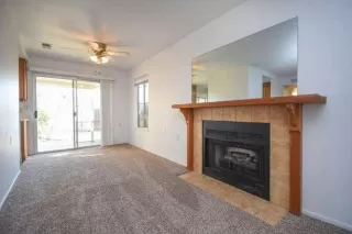 Photo #5: 20057743 Listing