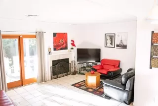 Photo #1: 20057781 Listing 