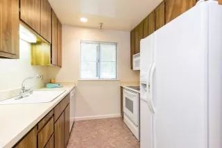 Photo #3: 20057811 Listing 