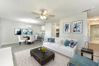 Photo #1: 20057983 Listing 