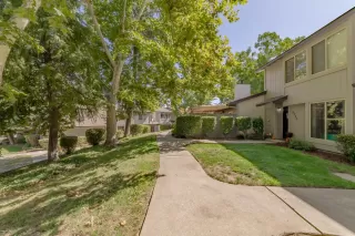 Photo #1: 20058037 Listing 