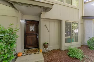 Photo #2: 20058037 Listing 