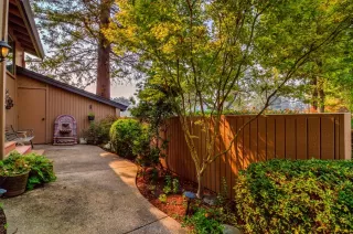 Photo #3: 20058161 Listing