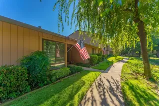 Photo #1: 20058743 Listing