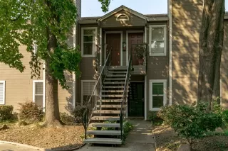 Photo #1: 20058770 Listing 