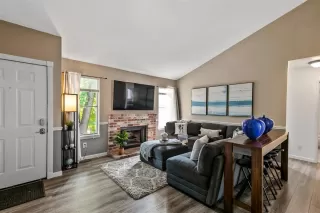 Photo #6: 20058770 Listing 