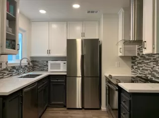 Photo #1: 20059041 Listing