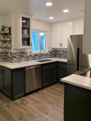 Photo #2: 20059041 Listing